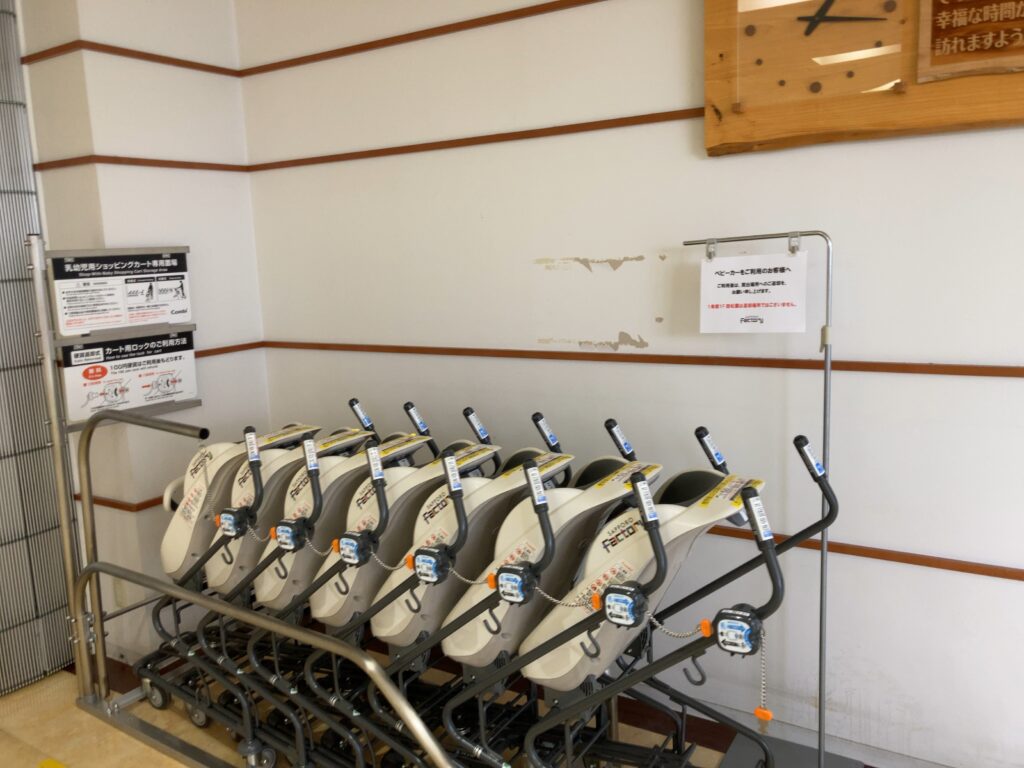 サッポロファクトリーのベビーカートの様子