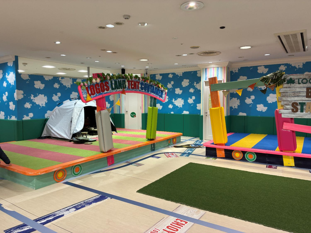 サッポロファクトリーのロゴスのキッズスペースの様子