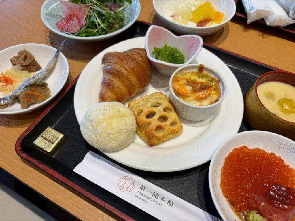 朝食の様子