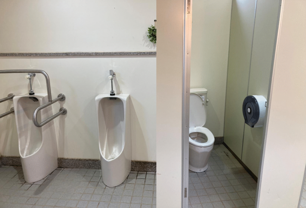 砂湯キャンプ場の南側サイトのトイレの様子