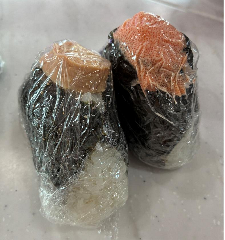 道の駅ふるびら たらこミュージアムのフードコートのおにぎり