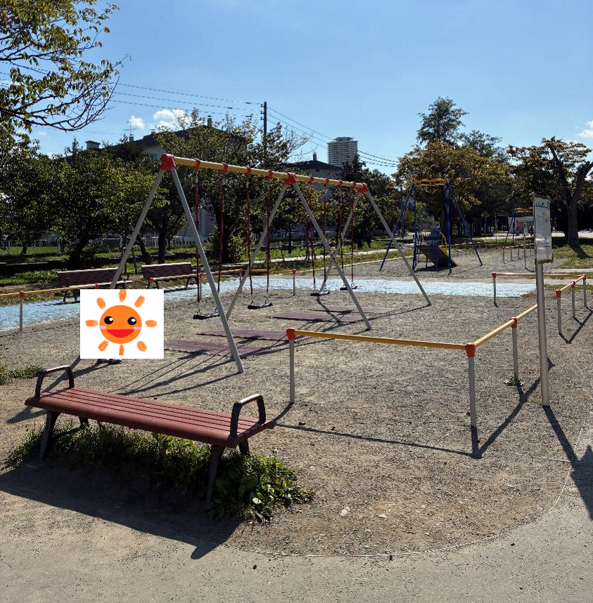 農試公園の複合遊具の様子