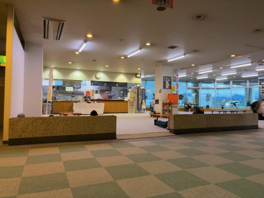 苫小牧なごみの湯の休憩所の様子