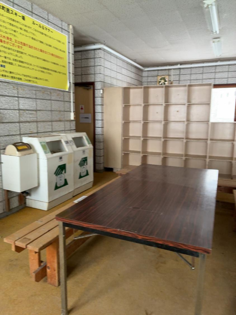 コンサドーレ仁木スキーパークの休憩所の様子