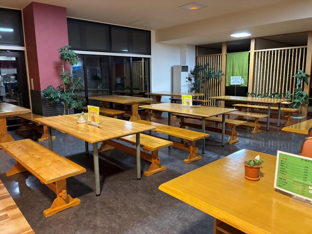 鶴亀温泉の休憩所の様子