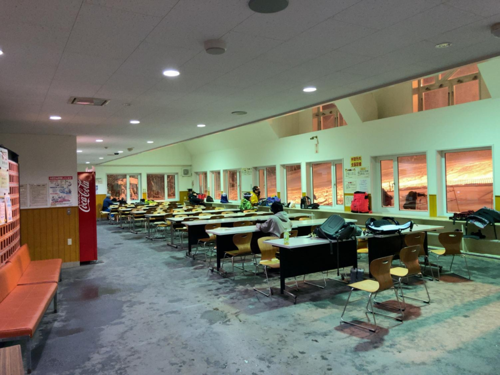 新十津川町 そっち岳スキー場の休憩所の様子