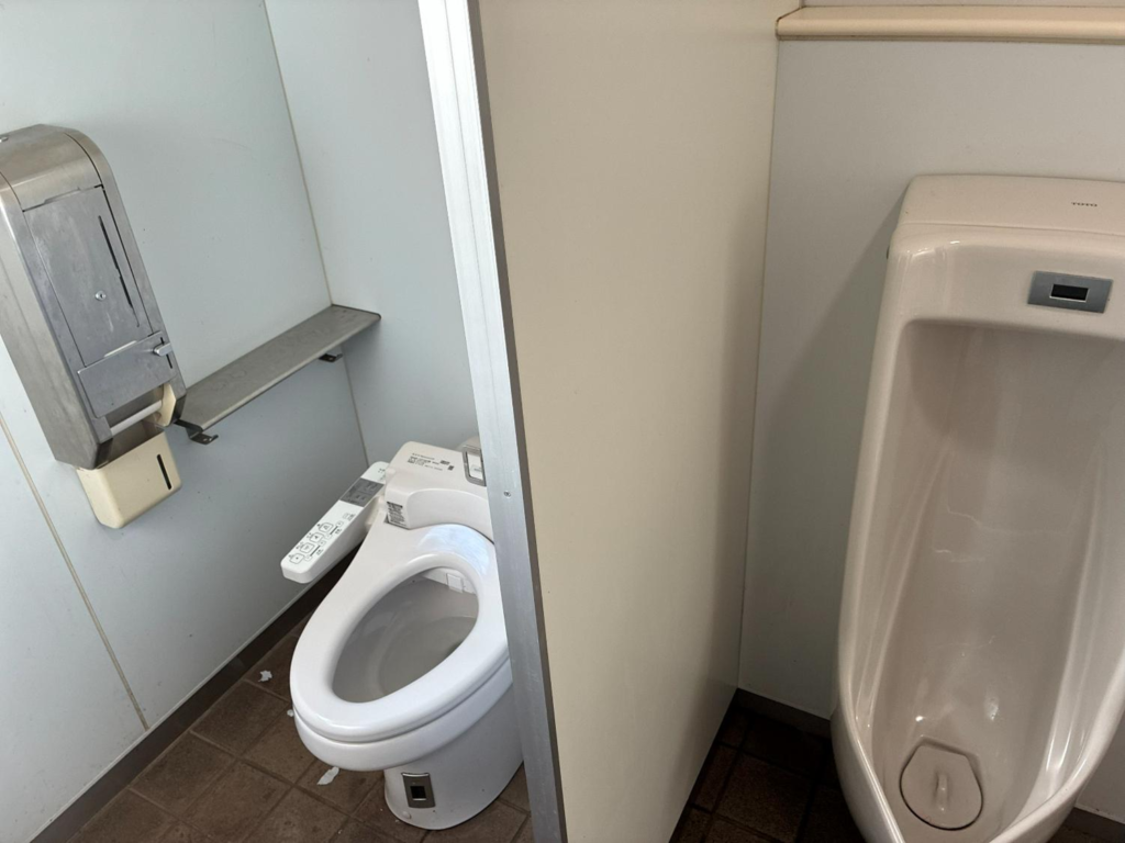 いわみざわ公園キャンプ場のトイレの様子