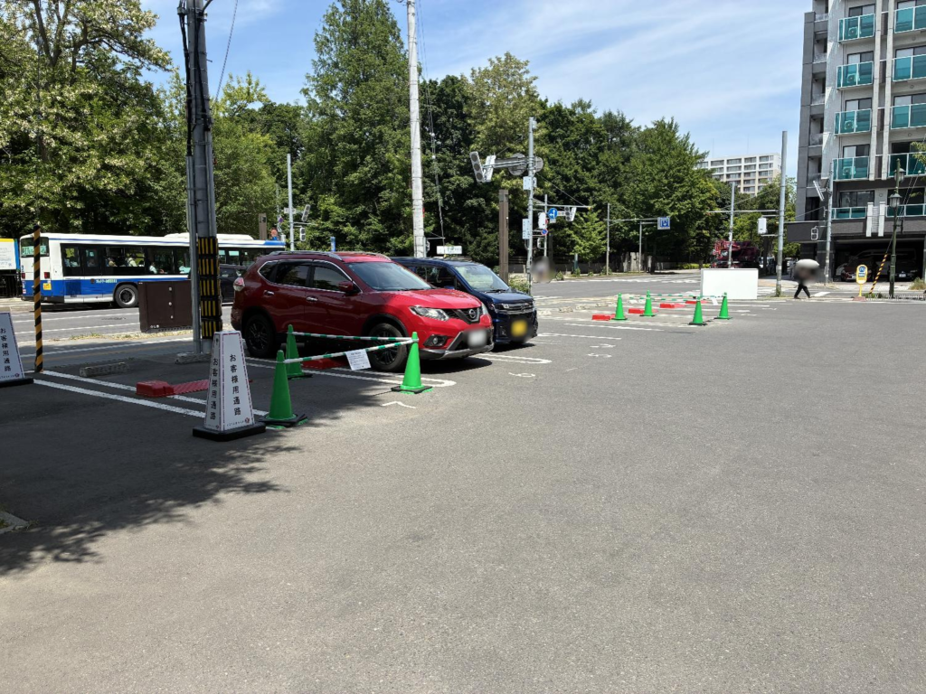KITAKARO L（キタカロウ エル）の駐車場の様子
