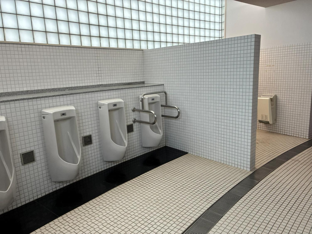 豊浦海浜公園キャンプ場のトイレの様子